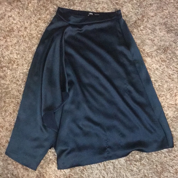 Zara midi skirt - Picture 2 of 5